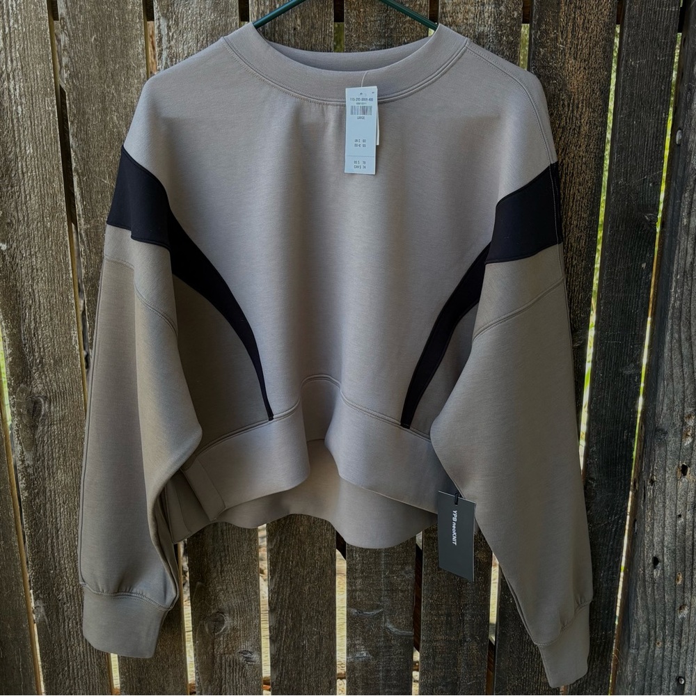 YPB By Abercrombie & Fitch neoKnit Crop Colorblock Sweatshirt NWT Taupe/Black L